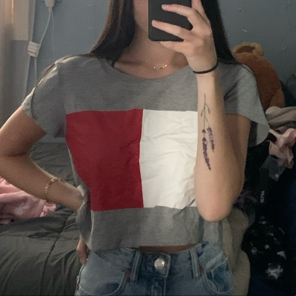 red and white tommy hilfiger crop top
